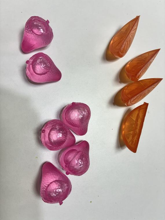 Peças rosas e laranjas, prova de inclusão de classes